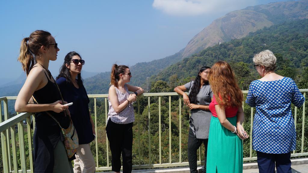 Grace Inn Munnar Homestay Екстер'єр фото